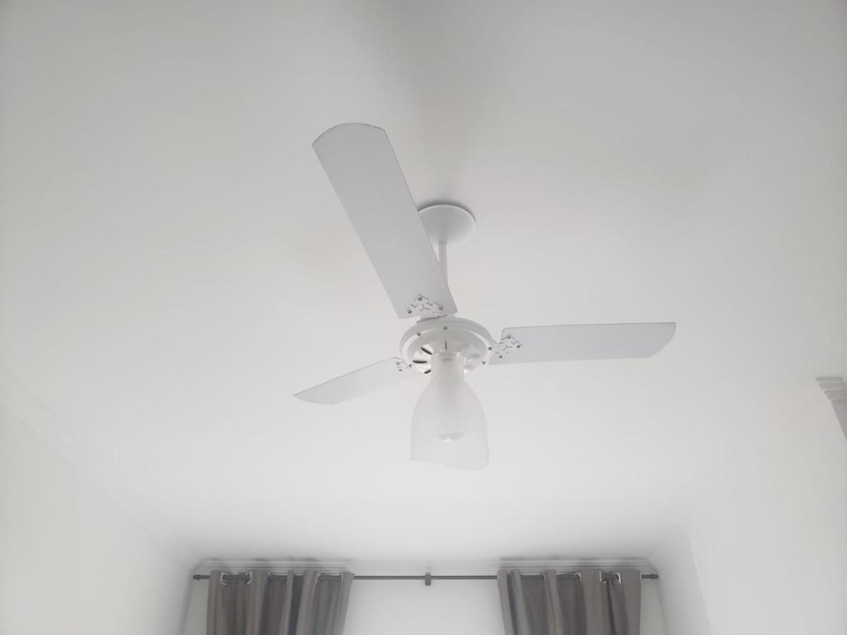 Lindo Apto 300M Praia Da Ocian E Centro - Vista Mar- Varanda Sacada - Wi-Fi 300 Mbps - Vaga De Garagem - Acomoda Ate 6 Pessoas Apartment Praia Grande  Luaran gambar